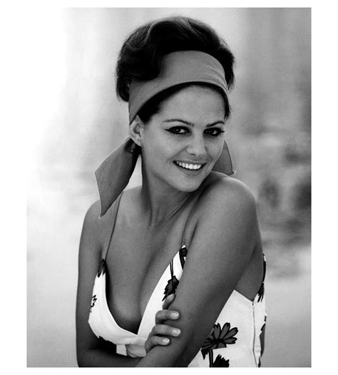 claudia cardinale claudia cardinale classic hollywood old hollywood divas she s a lady gina