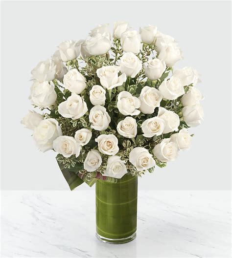 Clarity Luxury Rose Bouquet 48 Premium Long Stemmed Roses In Brooklyn