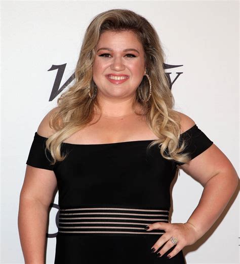May 25, 2021 · fired up: Kelly Clarkson thrilled her body confidence has helped others with weight struggles