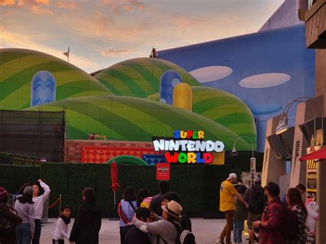 Super Nintendo World Entrance Sign Lit For The First Time More Figure