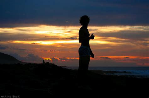 Users rated the behind the scene, ripping pantyhose videos as very hot with a 71% rating, porno video uploaded to main category: Marina Pérez, behind the scenes | Ripping Magazine