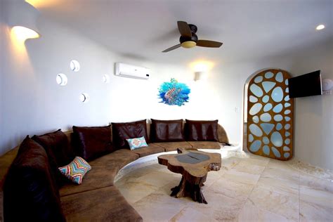 23 - living room