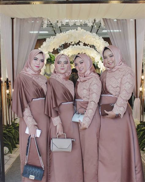 Dress Gaun Bridesmaids Hijab On Instagram From Ginarizkio