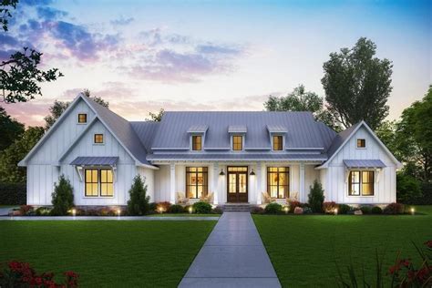 45 Popular Style One Story Modern Farmhouse Floor Plan