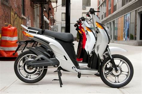 10 best jetson electric bikes of june 2021. Jetson E-Bike Brings Vespa Style to Electric Bikes