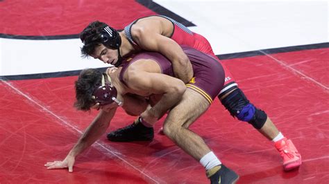 Tournament brackets with ten teams don't work out as smooth as a tournament with 4, 8, 16, 32, or 64 teams would. Rutgers Sebastian Rivera No. 3 pre-seed in Big Ten ...
