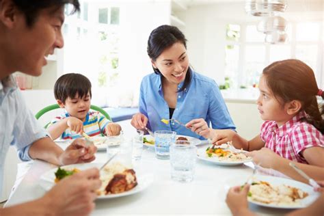 What Your Child Learns Around The Dinner Table Better Reading