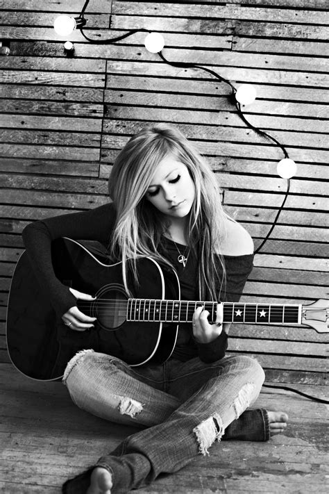 Avril Lavignes Feet