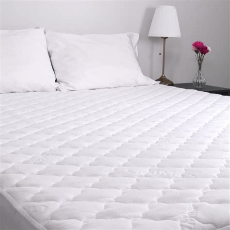 Maxcool King Size Quilted Mattress Pad Hypoallergenic Bedding White