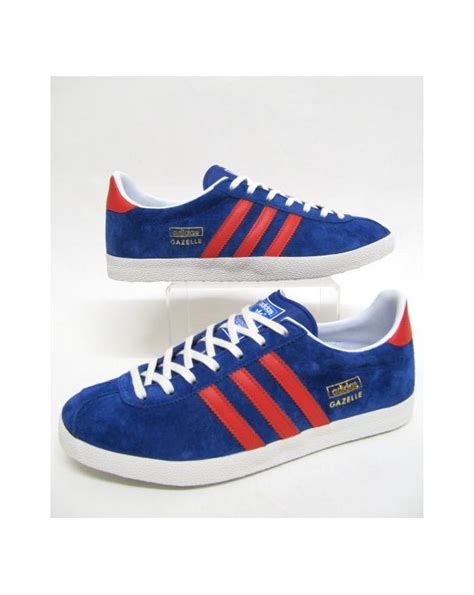 The color combination comes in ash pink, linen, and cloud white. Adidas Gazelle Og Trainers Collegiate Royal/Red - adidas ...