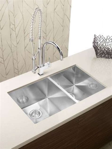 Blanco kitchen sinks offer a vast range of sinks of which some popular ones are adano sinks, attika sinks, claron sinks, adon sinks, axia sinks add timeless elegance to your kitchen with blanco ceramic sinks. Blanco Quatrus U 1 3/4 Undermount Kitchen Sink - Waterflo