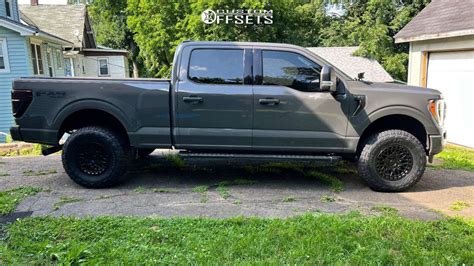 2021 Ford F 150 With 18x9 20 Tis 555sb And 28570r18 Nitto Recon