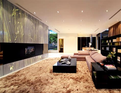 Design your lounge creatively, using these fifty modern living rooms as examples. Modern Luxury Interiors Tricks With Limited Budget ...