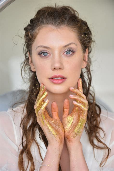Elena Koshka In Pure Gold By X Art Erotic Beauties