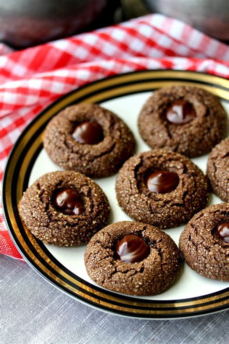 Spiced Chocolate Molasses Cookies Karens Kitchen Stories