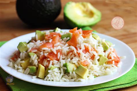 Un risotto semplice e squisito, adatto anche per le grandi occasioni! INSALATA DI RISO SALMONE E AVOCADO ricetta facile