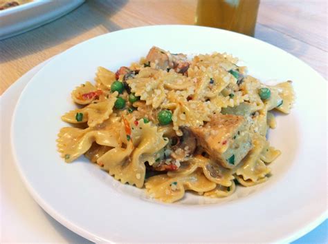 Chicken And Farfalle Pasta In A Roasted Garlic Cream Sauce Andicakes
