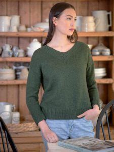 Free Knitting Pattern For A Women S Classic V Neck Sweater Knitting Bee