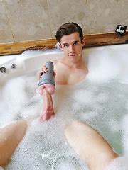 Aussie Boy Brad Hunter Jumps In The Hot Tub With Me