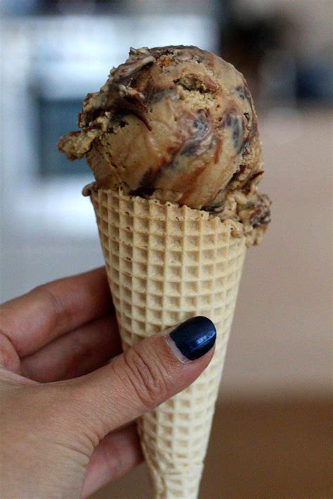 The only way almond milk thick like heavy cream would be to use a thickener. Homemade No Churn Mocha Almond Fudge Ice Cream ...