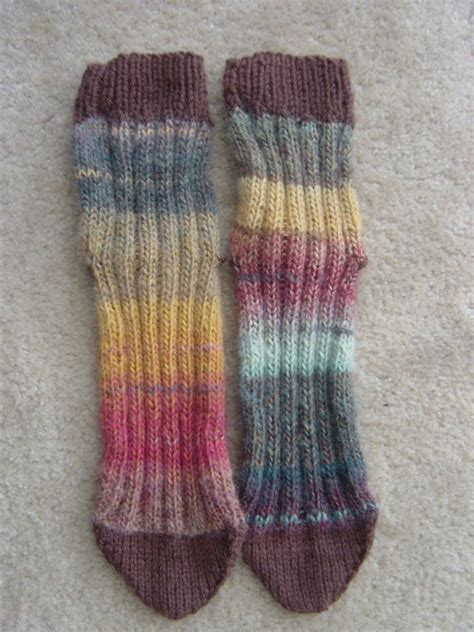 How To Knit Tube Socks With Two Straight Needles Freeda Qualls