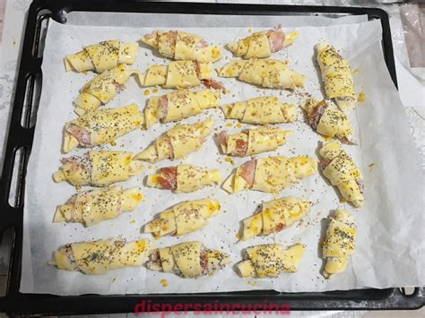 Maybe you would like to learn more about one of these? Mini brioches salate di pasta sfoglia - Dispersa in cucina