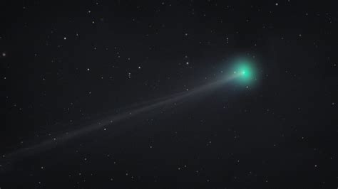 Comet Swan How To See The Comet This Month Best Comet Seen In Sexiz Pix