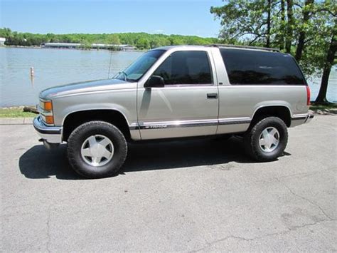 Purchase Used 1999 Chevrolet Tahoe Lt Sport Utility 2 Door 57l 4wd