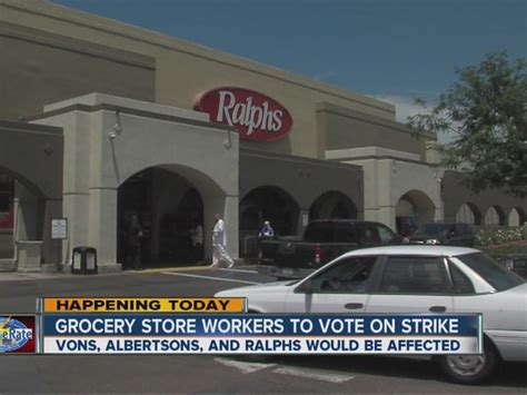 San Diego Grocery Workers Approve Strike