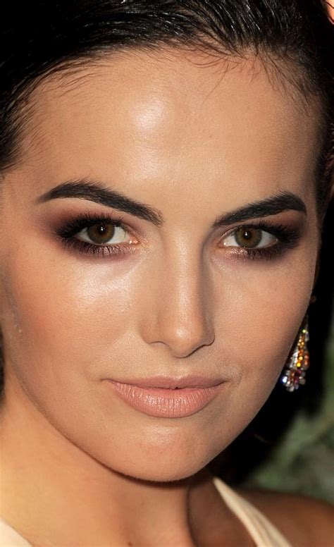 A Maquiagem Marrom De Camilla Belle Pausa Para Feminices