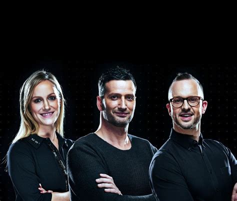 De mol bevat de uitbreiding de samenzwering groeit, die extra tactische mogelijkheden toevoegt voor nog meer intrige en deductie! 'De mol': wie verdenken de ex-kandidaten? | De Morgen