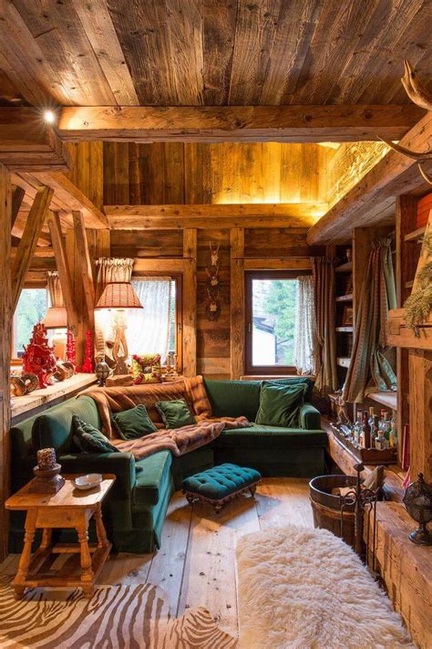 Stairway decorating ideas will help you to make the most of this versatile blank canvas. Finding the Best Ski Cabin Decorating Ideas