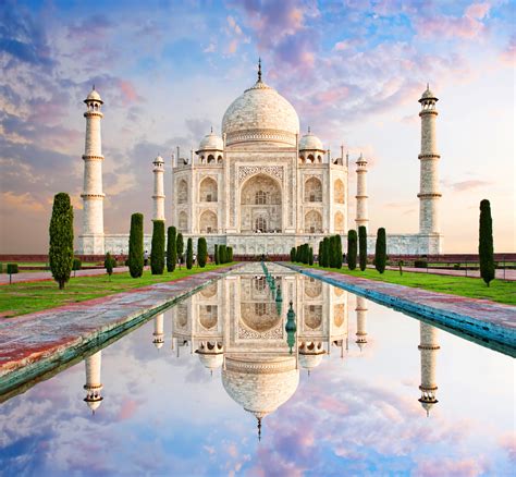 Top 10 Best And Most Beautiful Tourist Places To Travel And Visit In India