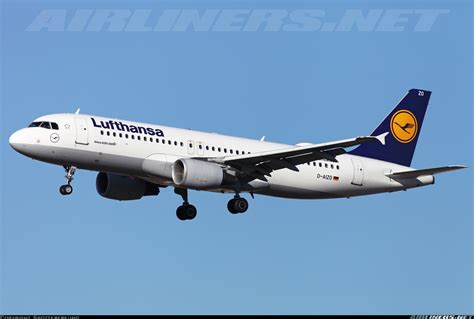 Airbus A320 214 Lufthansa Aviation Photo 5357737