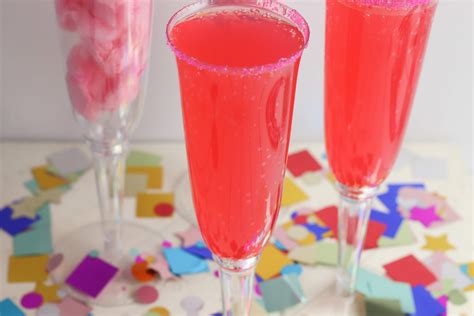 Super Simple And Fun Non Alcoholic Cotton Candy Mocktail