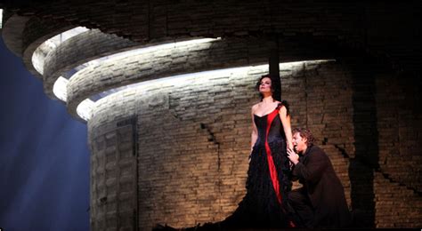 That Daring Gypsy Strikes Again At The Metropolitan Opera The New York Times