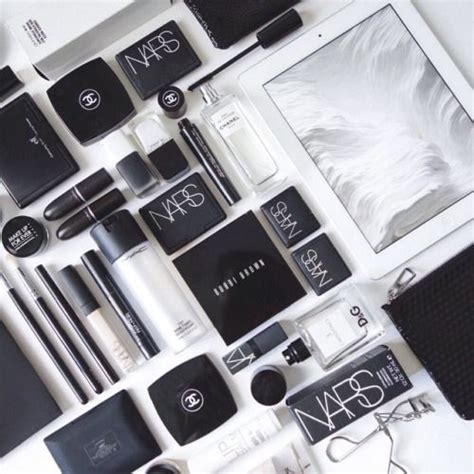 Pinterest And Instagram Tatumdiehl Black And White Makeup Aesthetic