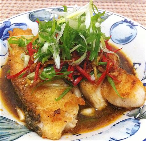 Patin or also known as cat fish is a famous fresh water fish. 1B*FISHCUT - PATIN SLICED /巴丁鱼切片 - Fishy King