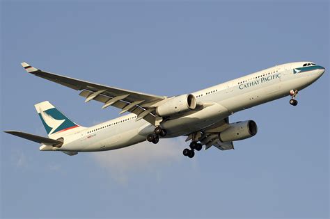 Cathay Pacific Airbus A330 B Hll Dsc4514 Cathay Pacific Flickr