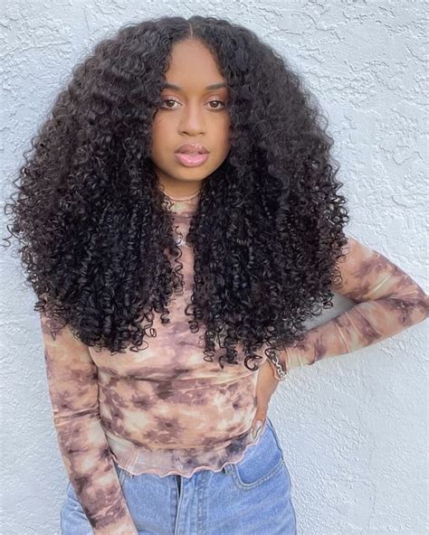 Pin By Ali Kay On Natural Hairstyle Curly Girl Hairstyles Big Curly Hair Beautiful Curly Hair