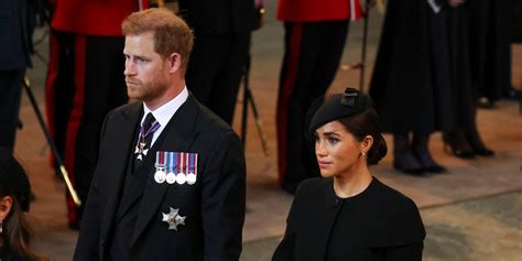 Meghan Markle And Prince Harry Left U K Day After The Queen S Funeral