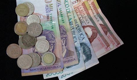 Cámara respalda el informe de comisión mixta y aprueba alza de 6.000 pesos. Definido salario mínimo para el 2020 | KienyKe