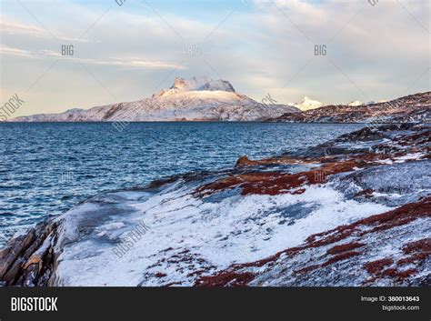 Frozen Tundra Image & Photo (Free Trial) | Bigstock