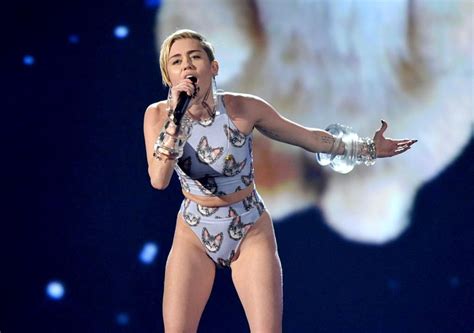 Miley Cyrus Headlines Z100s Jingle Ball At Msg On Dec 13 For First
