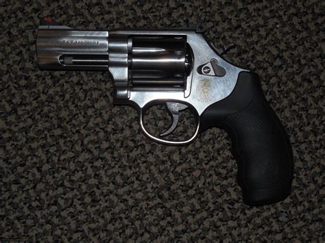 Sandw Model 686 Plus 7 Shot 357 Magnum Revolver With 3 Inch Barrel