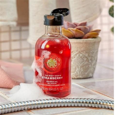 The Body Shop Strawberry Shower Gel 250ml Mellericks Pharmacy Cork