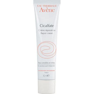 While the sucralfate in it facilitates epidermal restoration, the blend of zinc sulfate and copper sulfate prevents bacterial infection. Buy AVENE CICALFATE REPAIR CREAM 40ML Online Singapore ...