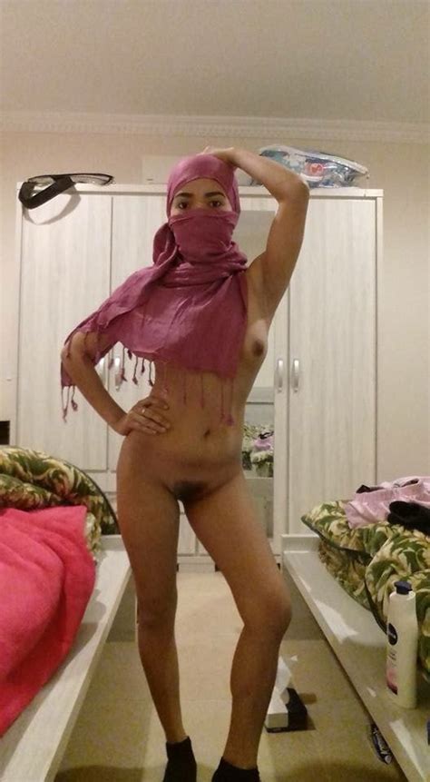 Sexig Sheraine Niqab Girl Nude Hot Modeling Erotiska Och Porrfoton