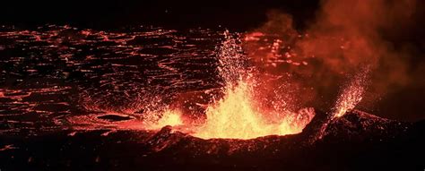 ¡atención Erupción Volcánica Amenaza A Ciudad Islandesa Muymac