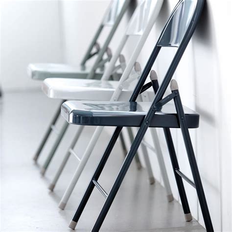 Fold Out Chairs 